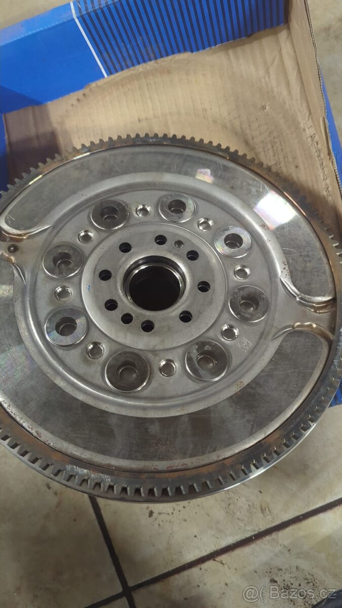 Dvouhmotový setrvačník FORD Volvo 2294000111 Sachs - 5