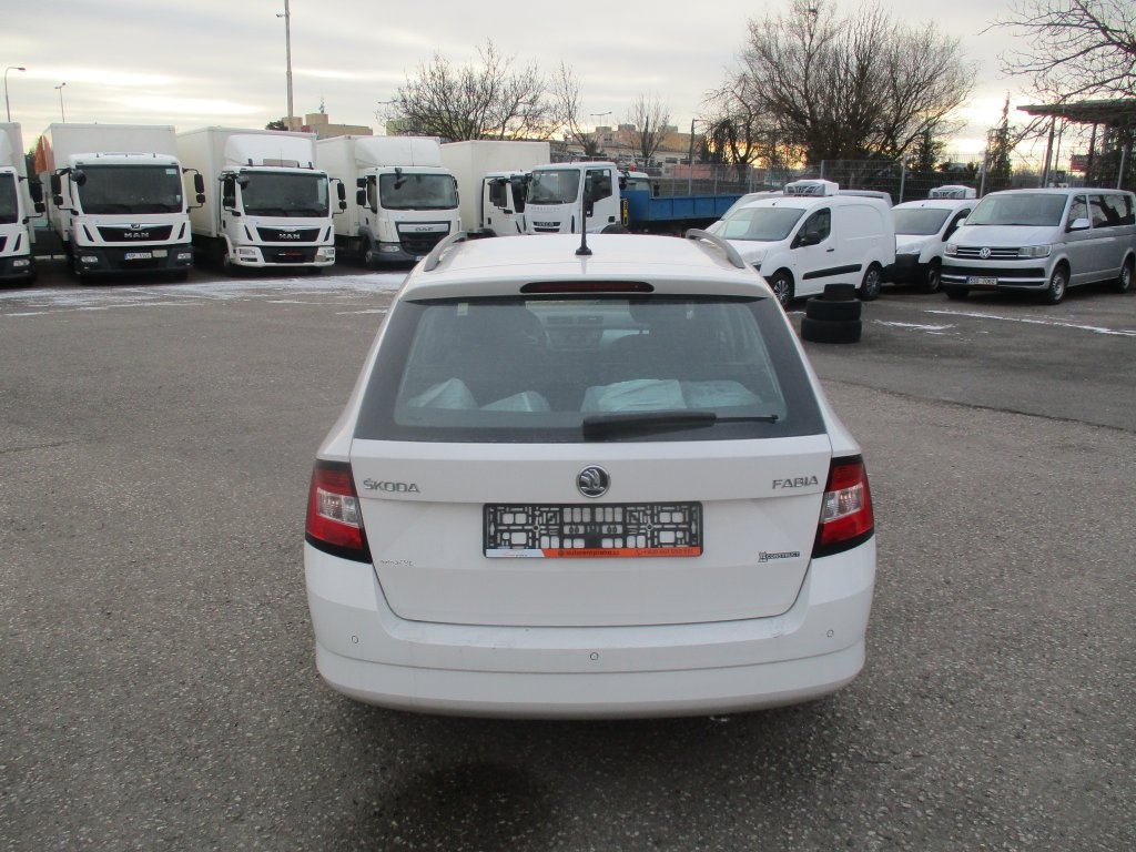 Škoda Fabia combi, 88 400 km - 5