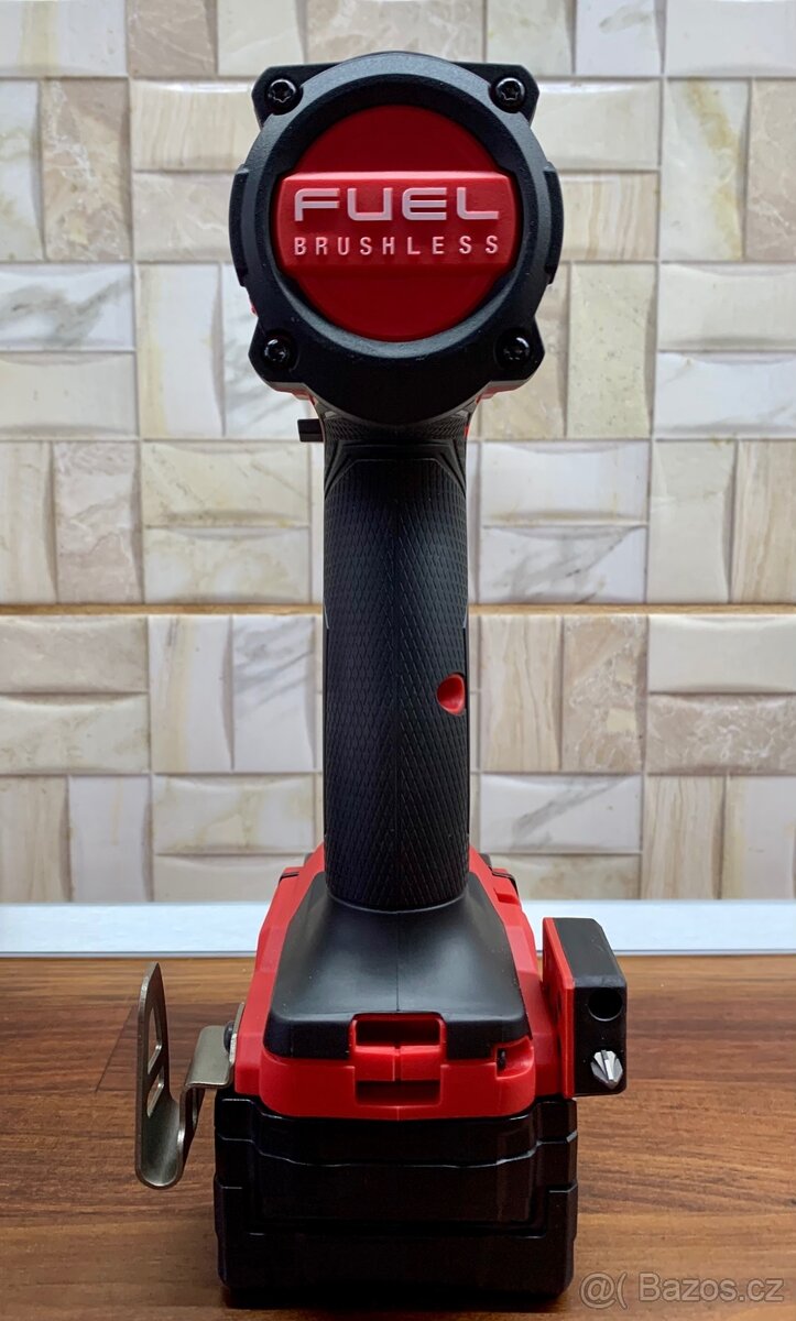 Aku vrtačka s příklepem Milwaukee M18 FPD3- - 5