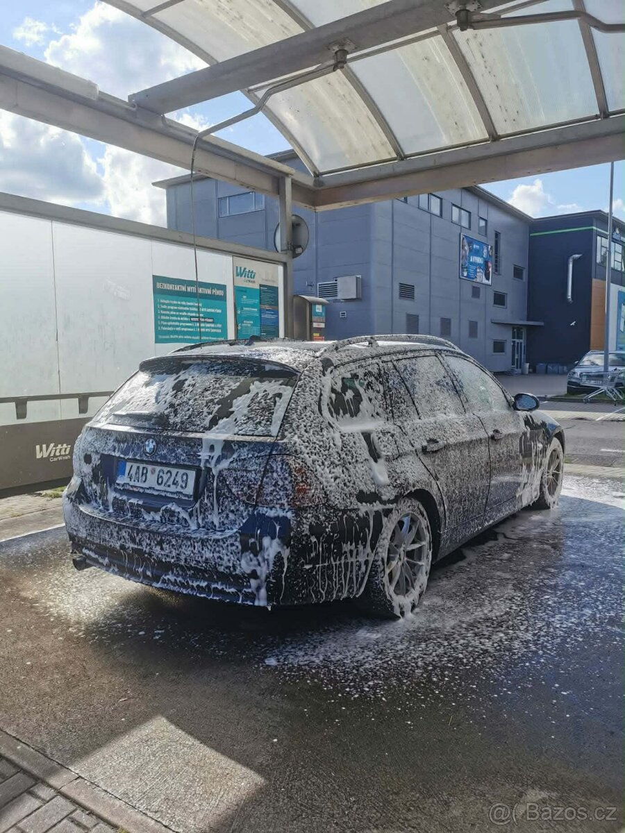 Bmw e91 320i - 5