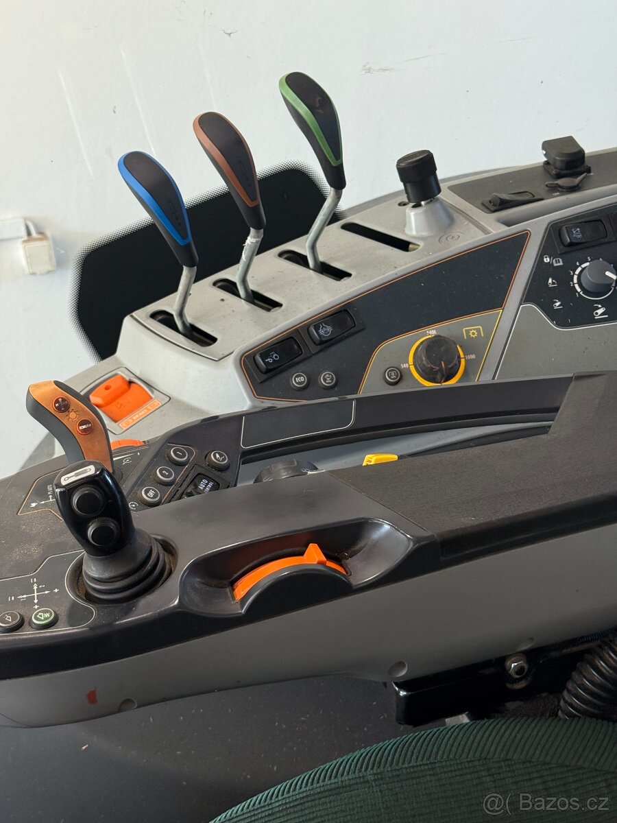 Prodám Traktor Valtra N 114 rv 2018,nakladač Q5 m - 5