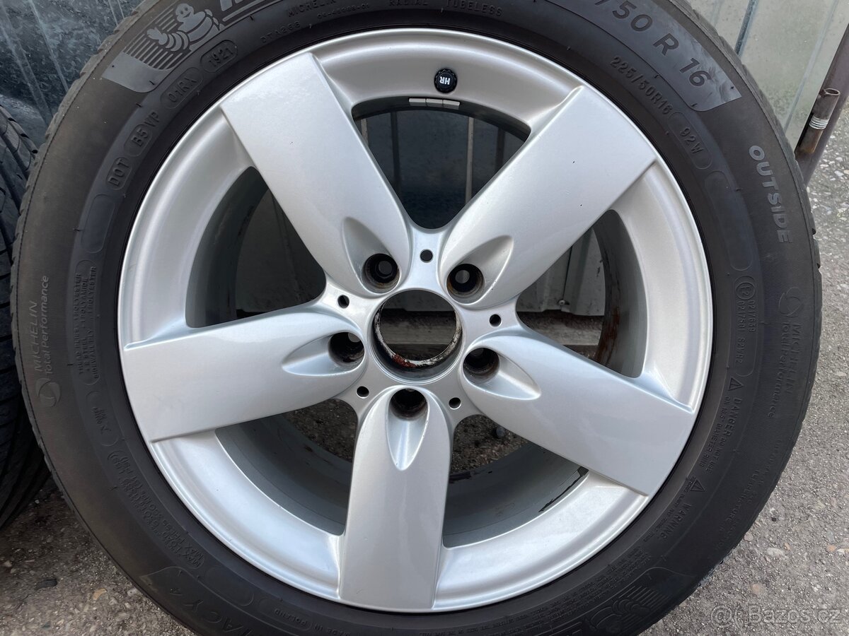 Mercedes ALU kola 5x112 16”+ letní pneu dvourozměr - 5
