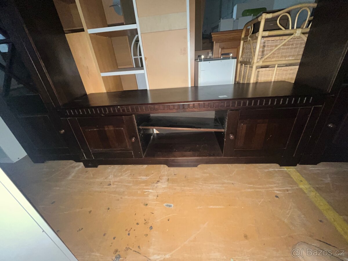 Set ( 2 vitríny a televizní stolek) - 5