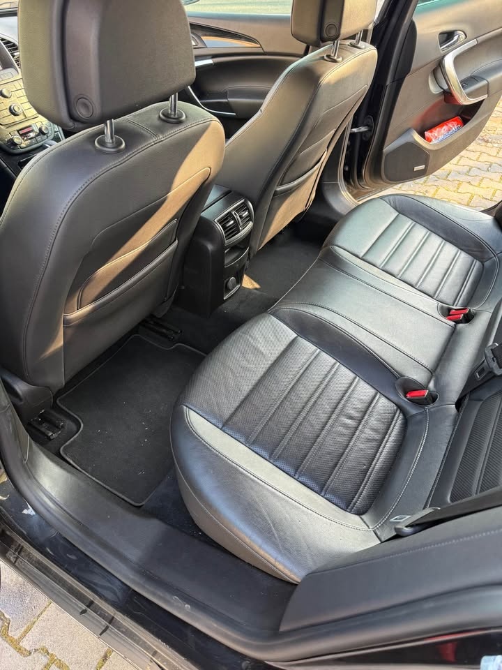 Opel Insignia 2.0 CDTI - 5