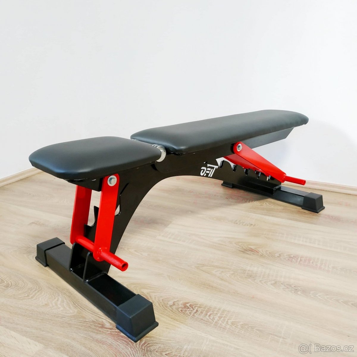 Polohovací posilovací lavice EXTREM MASIV - 5