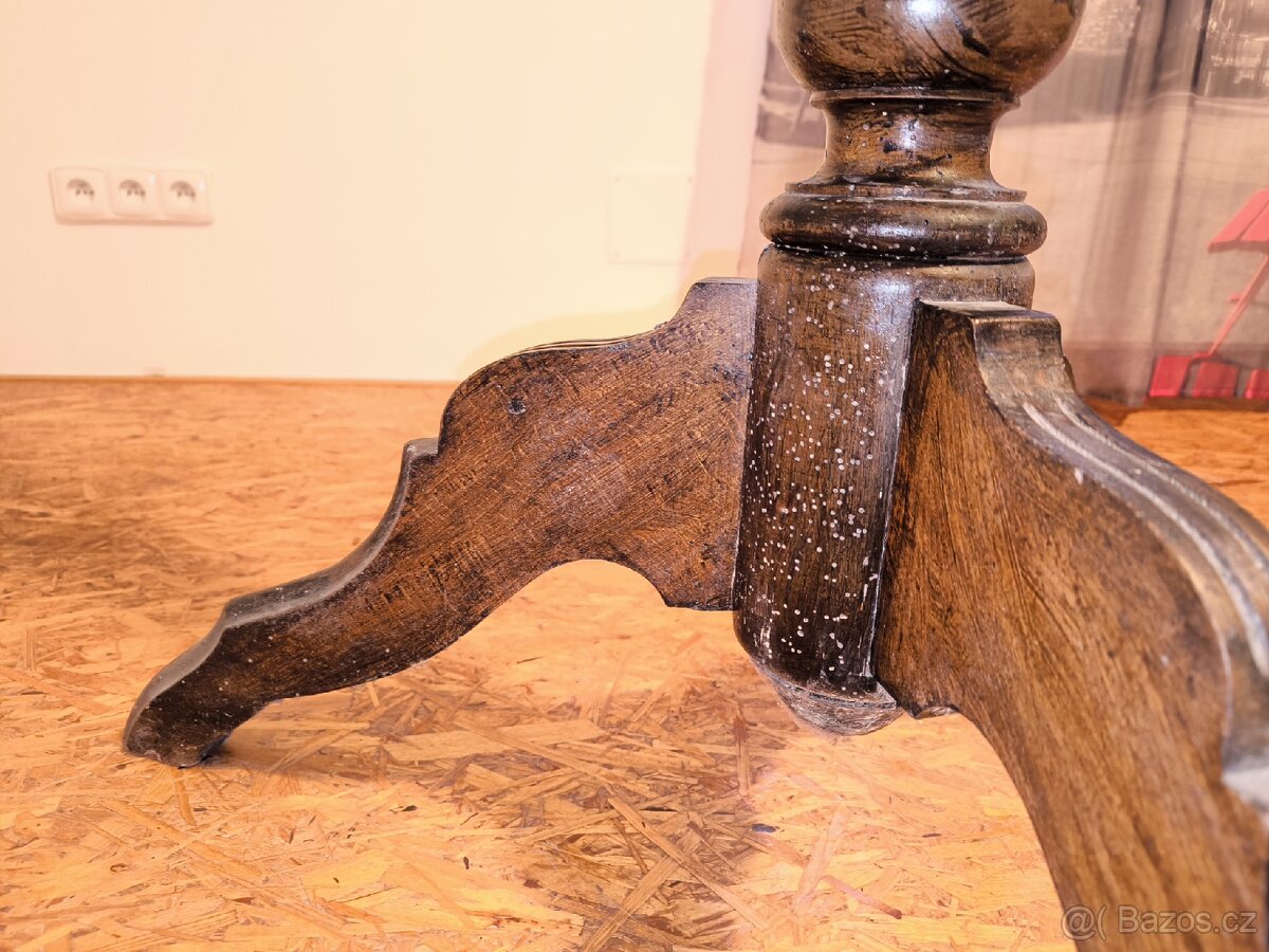 Starožitný věšák - 5