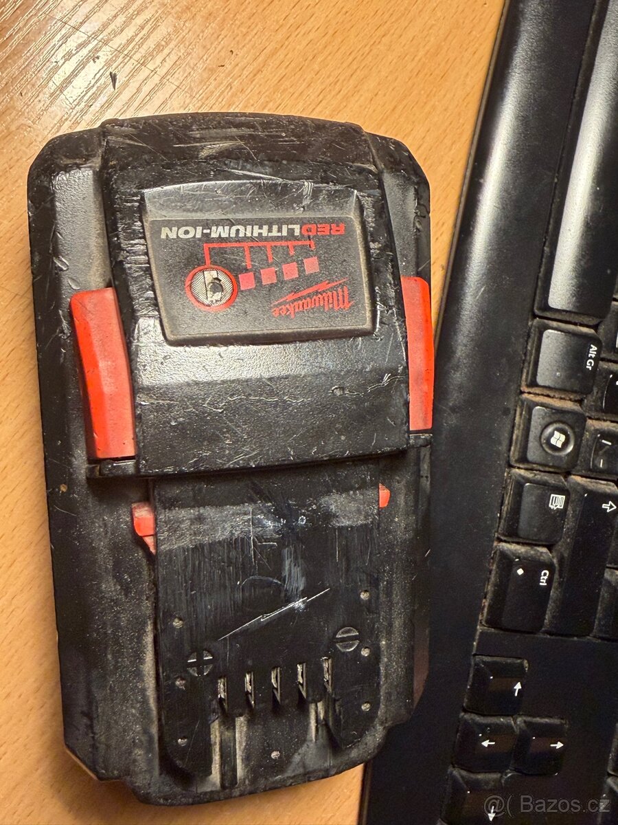 Milwaukee baterie 12aH - 5