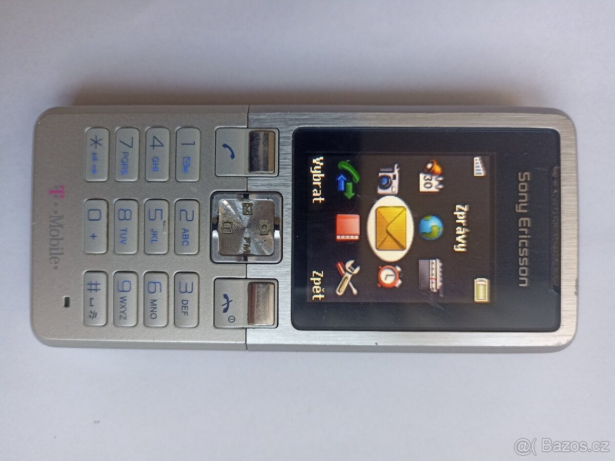 Sony Ericsson T250i - 5