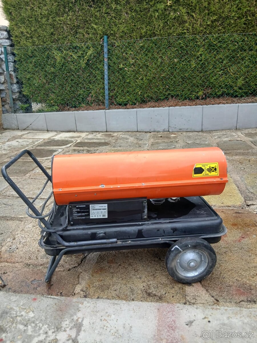 Naftové topidlo powertec D20.1 - 5