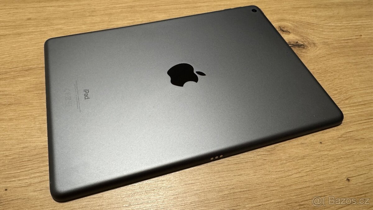 Apple iPad 7 32GB, baterie 95%, 2200Kč - 5