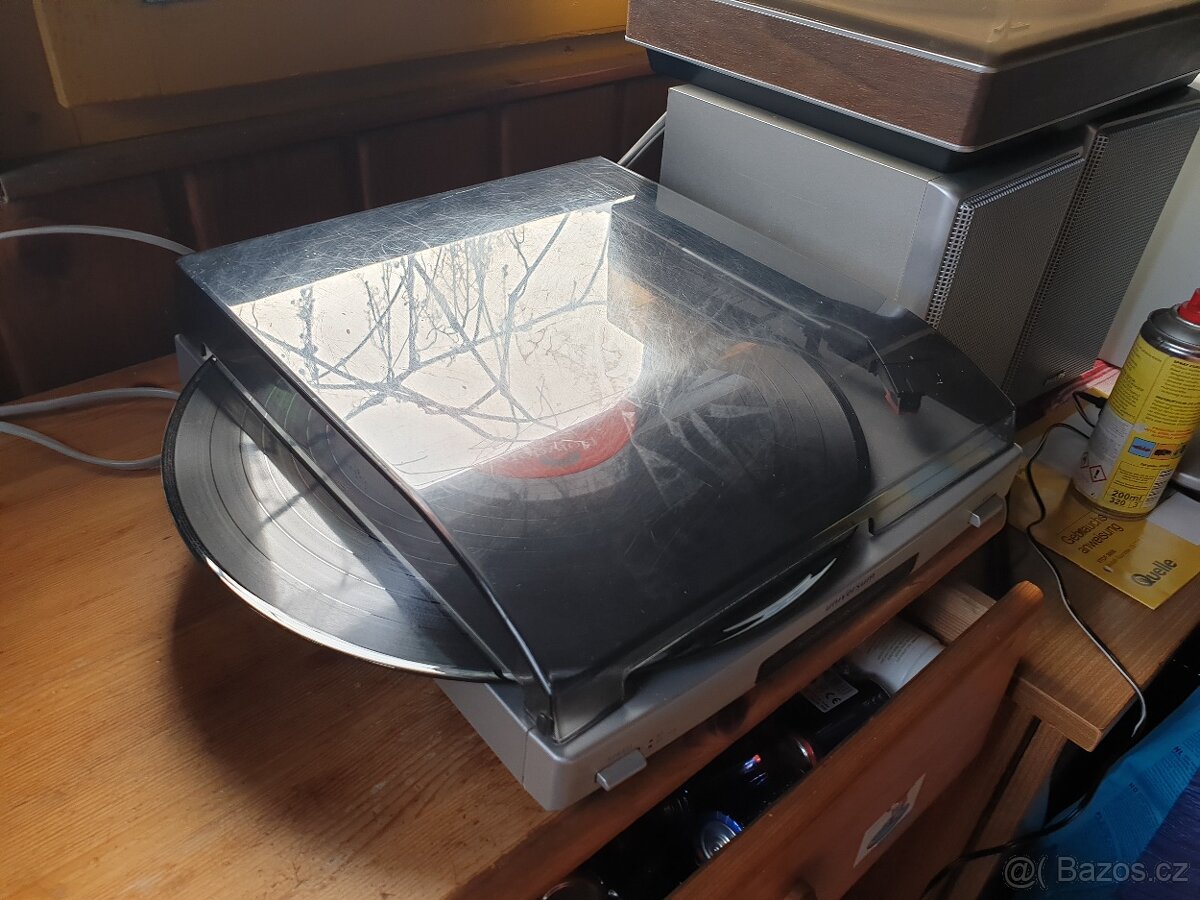 Gramofon Philips, Universum - 5
