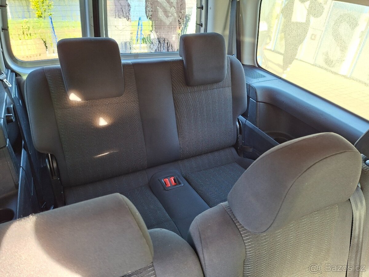 Volkswagen caddy maxi 2.0tdi 75kw 7míst - 5