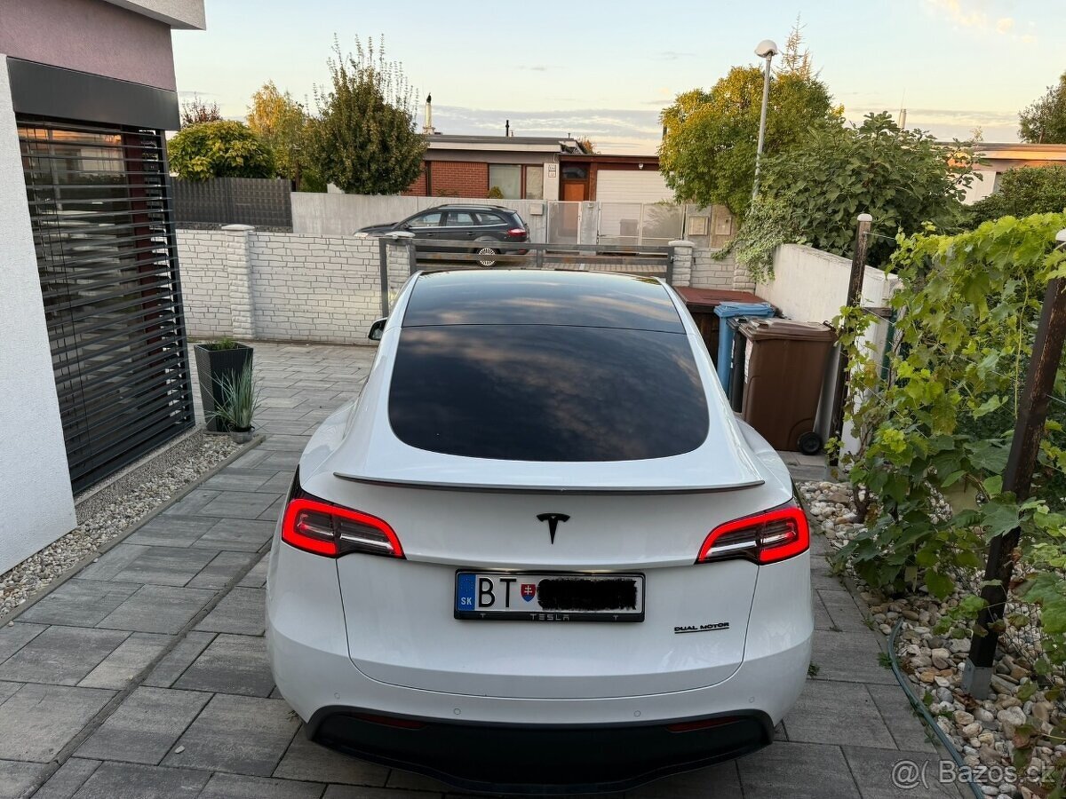 Tesla model Y Performance 10/2022 , 393 KW - 5