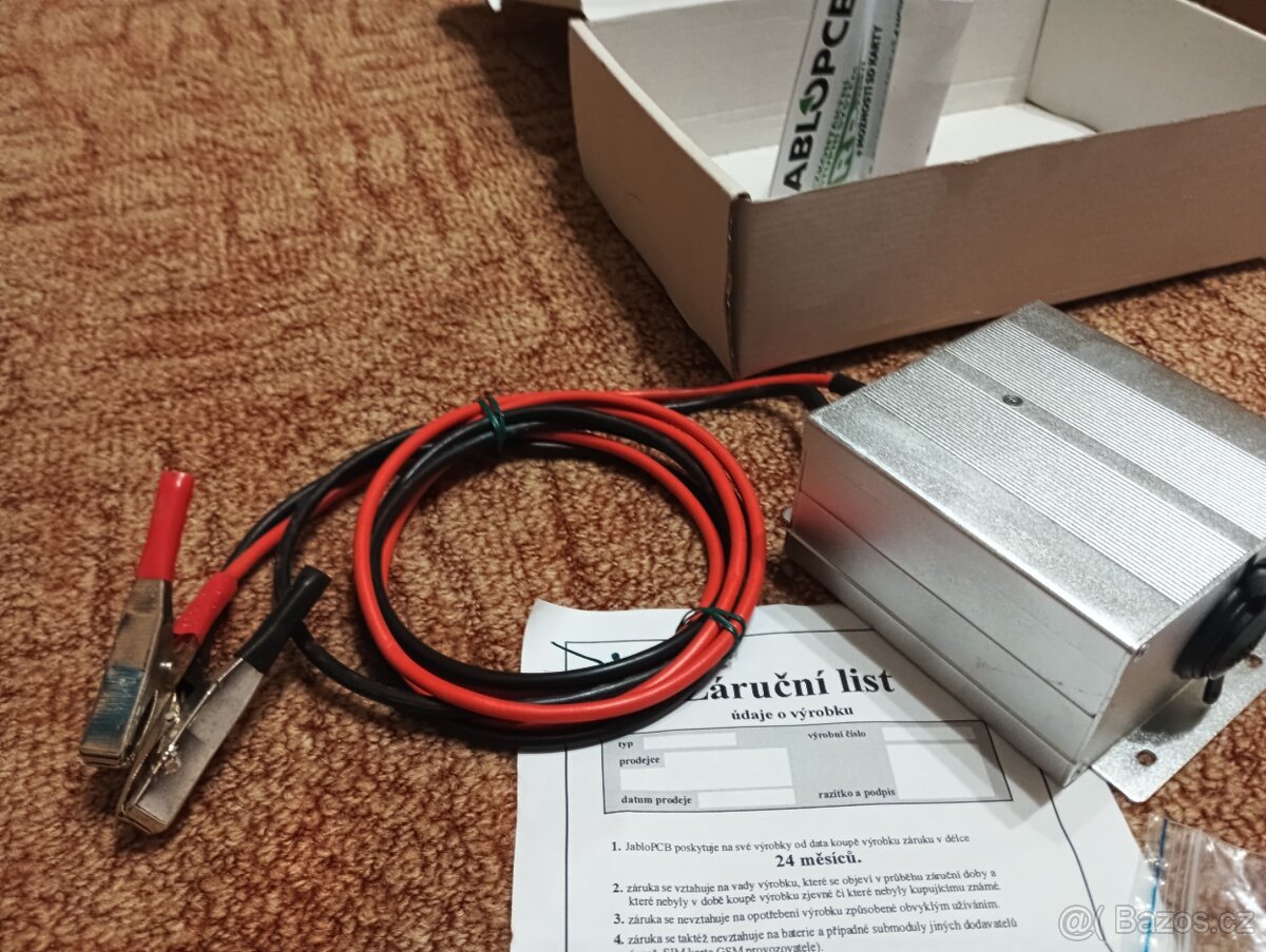 Mobilní napájeci centrum,dobíjení PB akumulátorů z solárního - 5