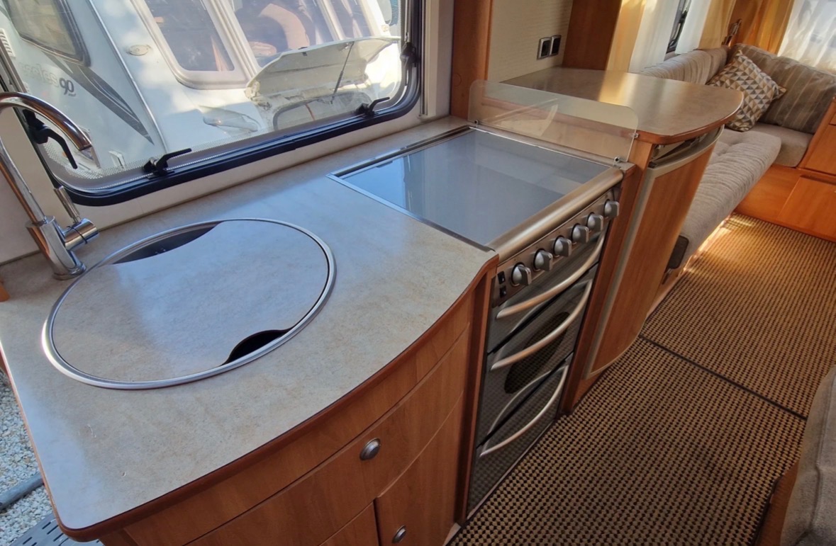 Hymer-Eriba Nova 570 - 5