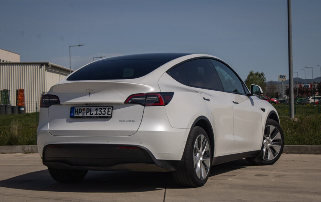 Tesla Model Y Long Range 378kW - 5