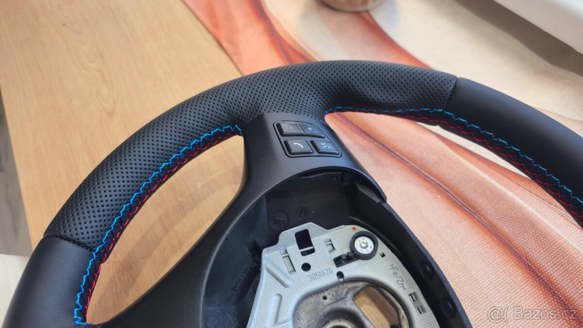 VOLANT BMW E90 E91 E92 E93 E82 M sport E90M - 5