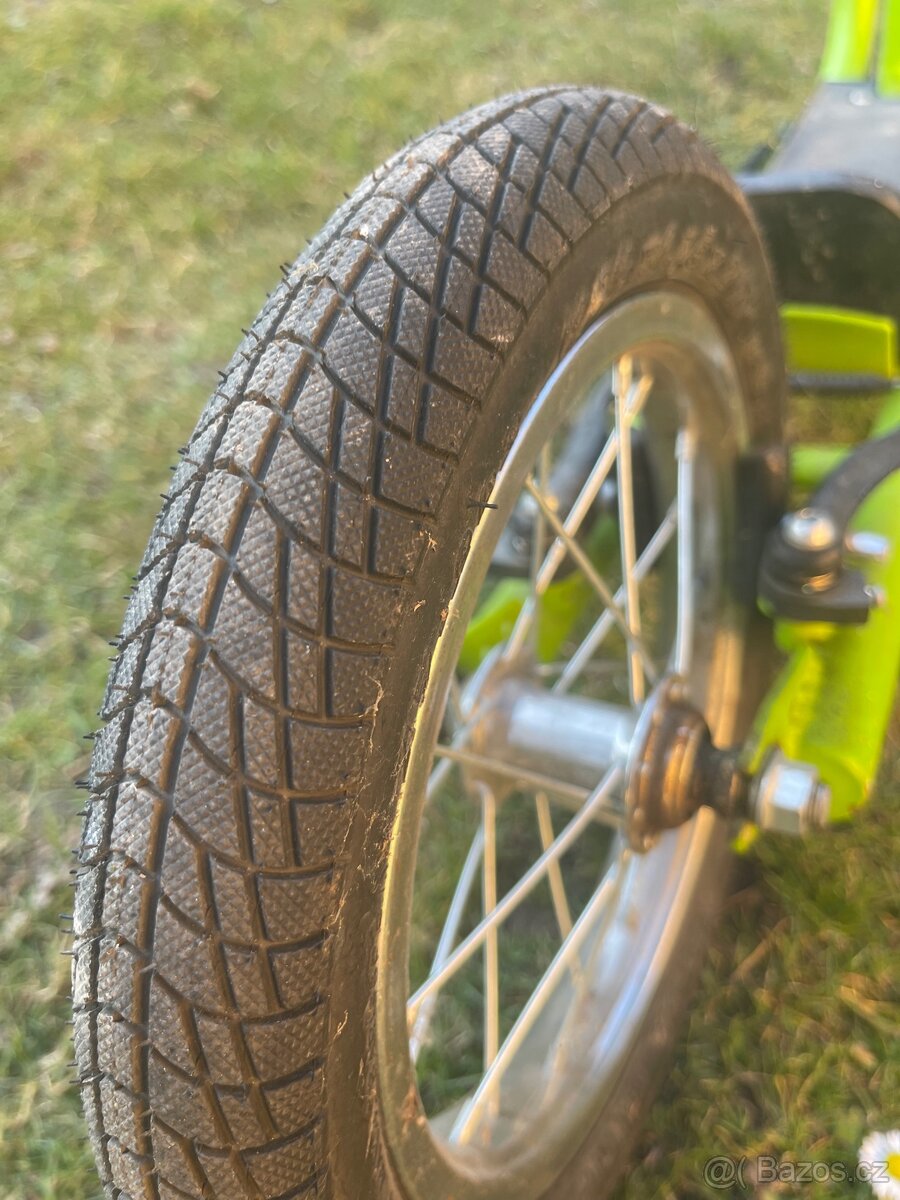 Prodám dvě koloběžky, ocelové, V brzdy, neježděné - 5