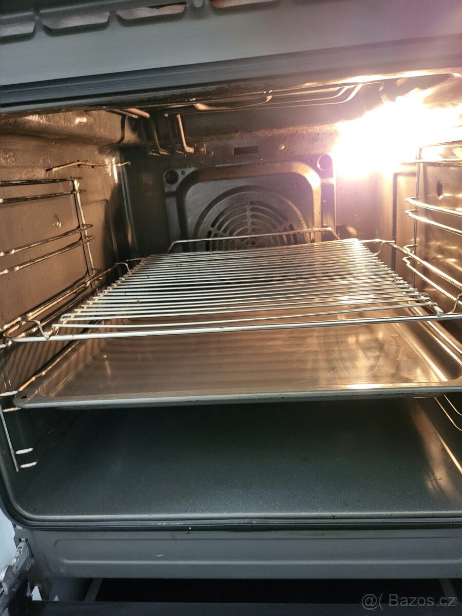 sklokeramický sporák s multifunkční troubou - 5