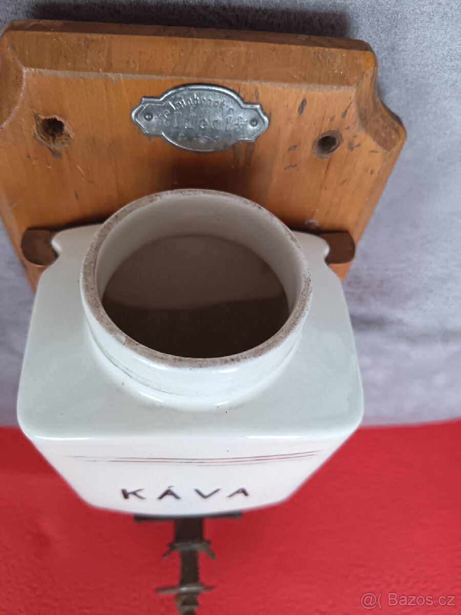 Mlýnek na kávu Leinbrock - 5