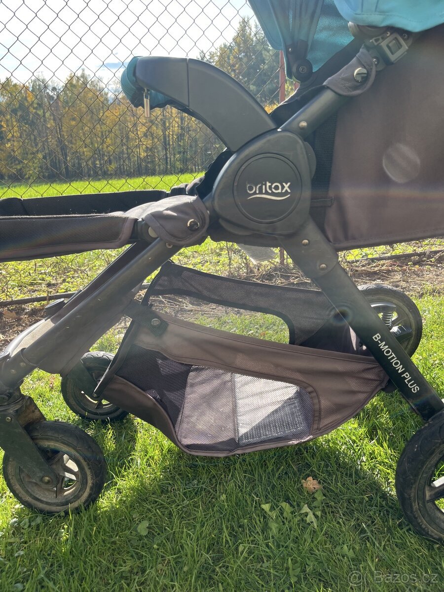 Britax B-Motion 4 Plus Lagoon + prislusenstvi Pinkie - 5
