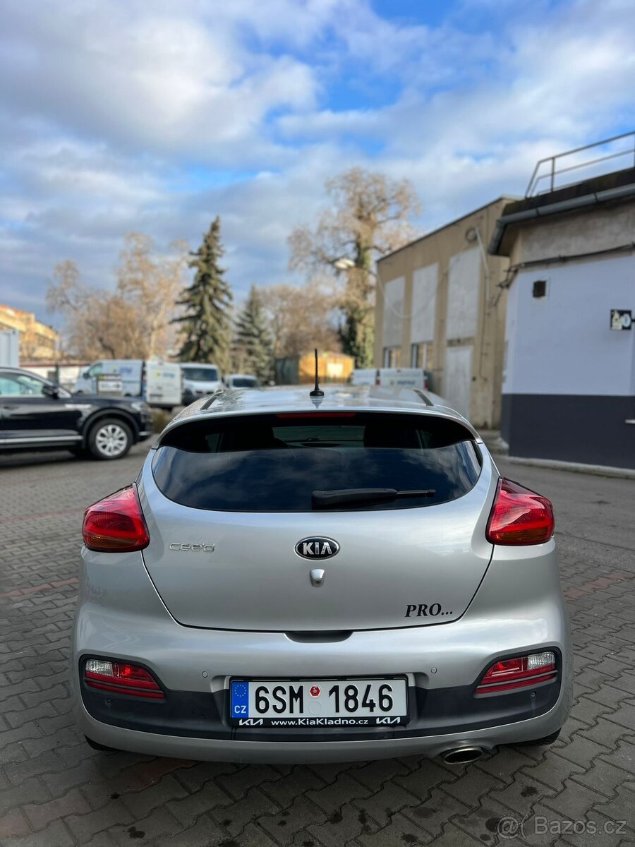 Kia PRO Seed 2013 1.6 CRDI - 5
