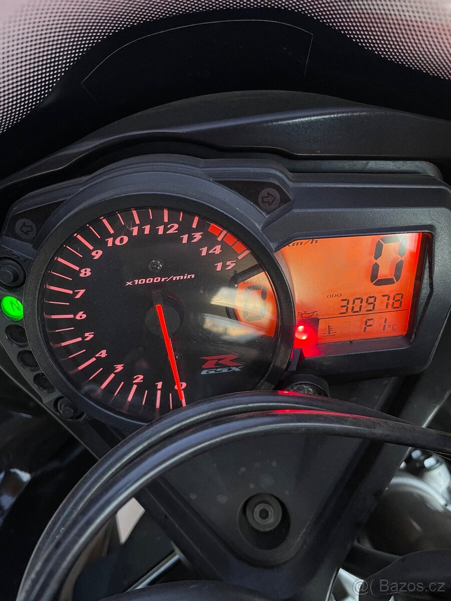 SUZUKI GSXR 1000 K6 - 5
