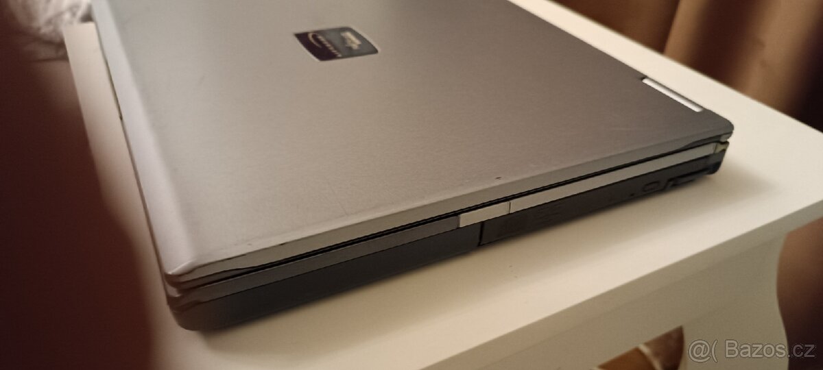 Sběratelský a zajímavý Fujitsu Siemens Lifebook E7010 - 5
