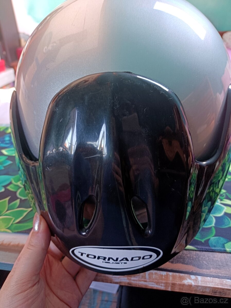 Stříbrná helma - 5