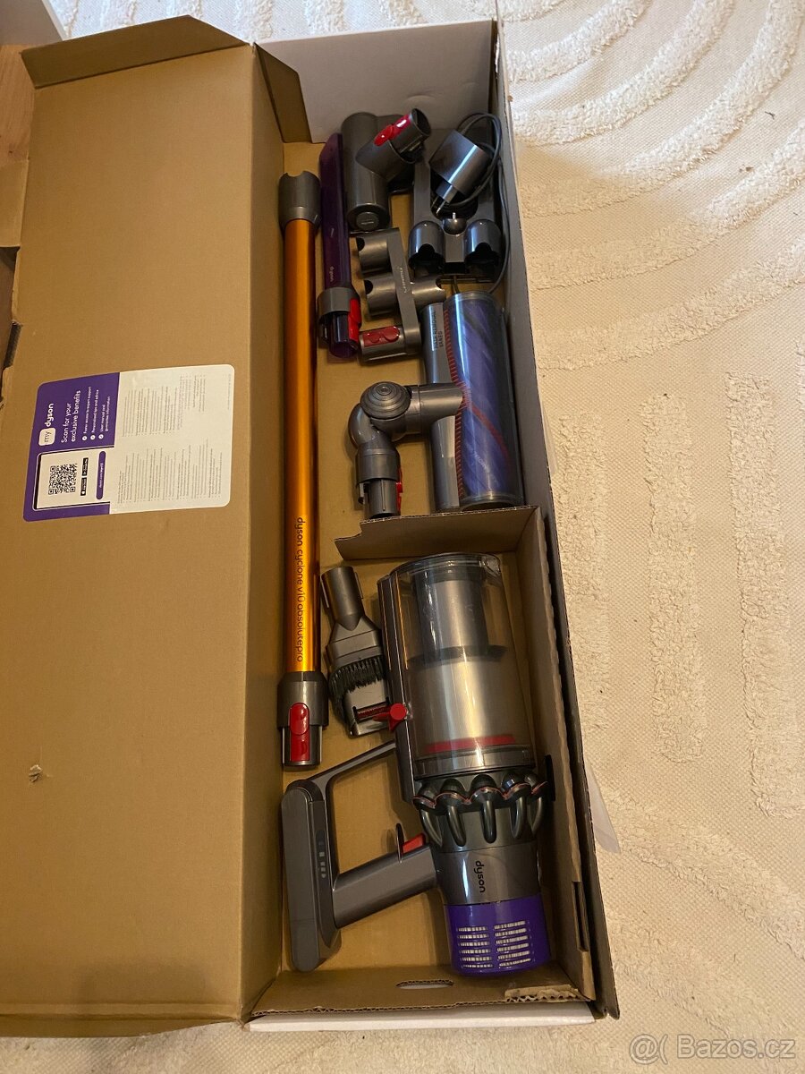 Aku vysavač Dyson V10 - 5