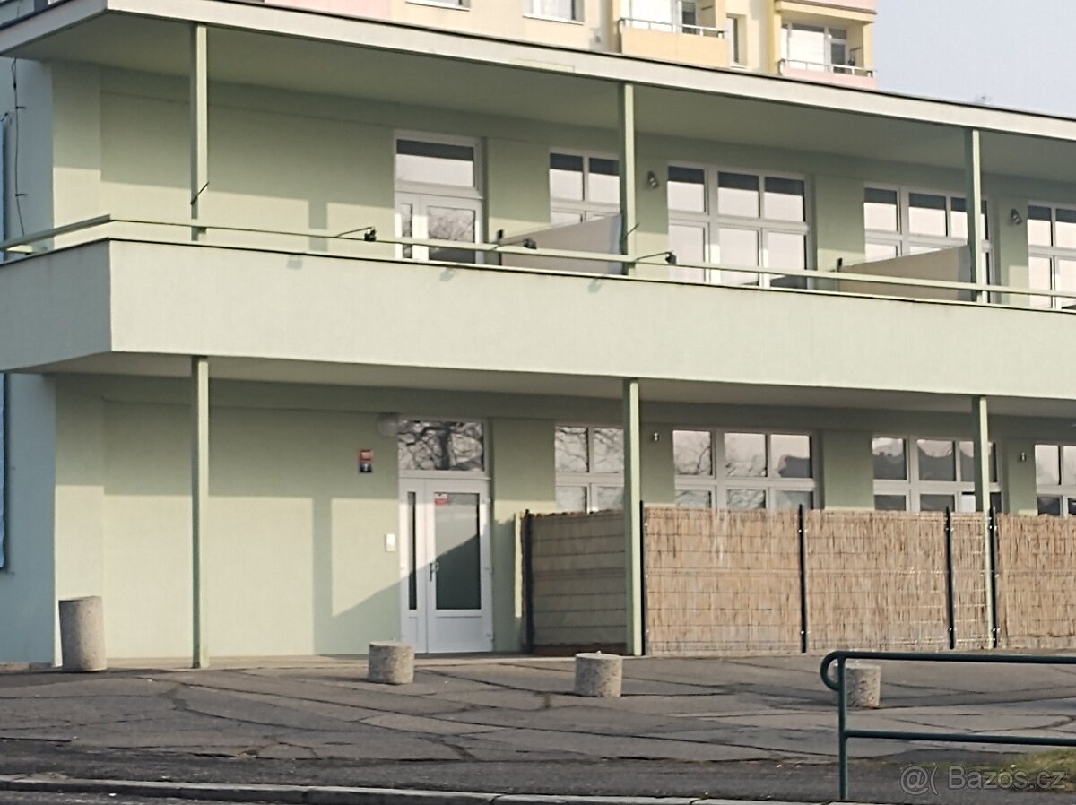 Pronájem bytu Moderní byt 61 m2 + TERASA 15 m2 - 5