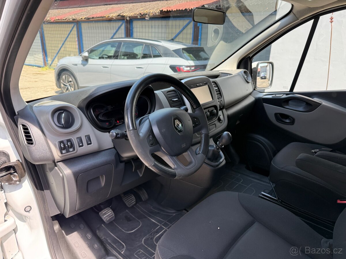 Renault Trafic 1.6 TDi (8 míst) 2018 rok - 5