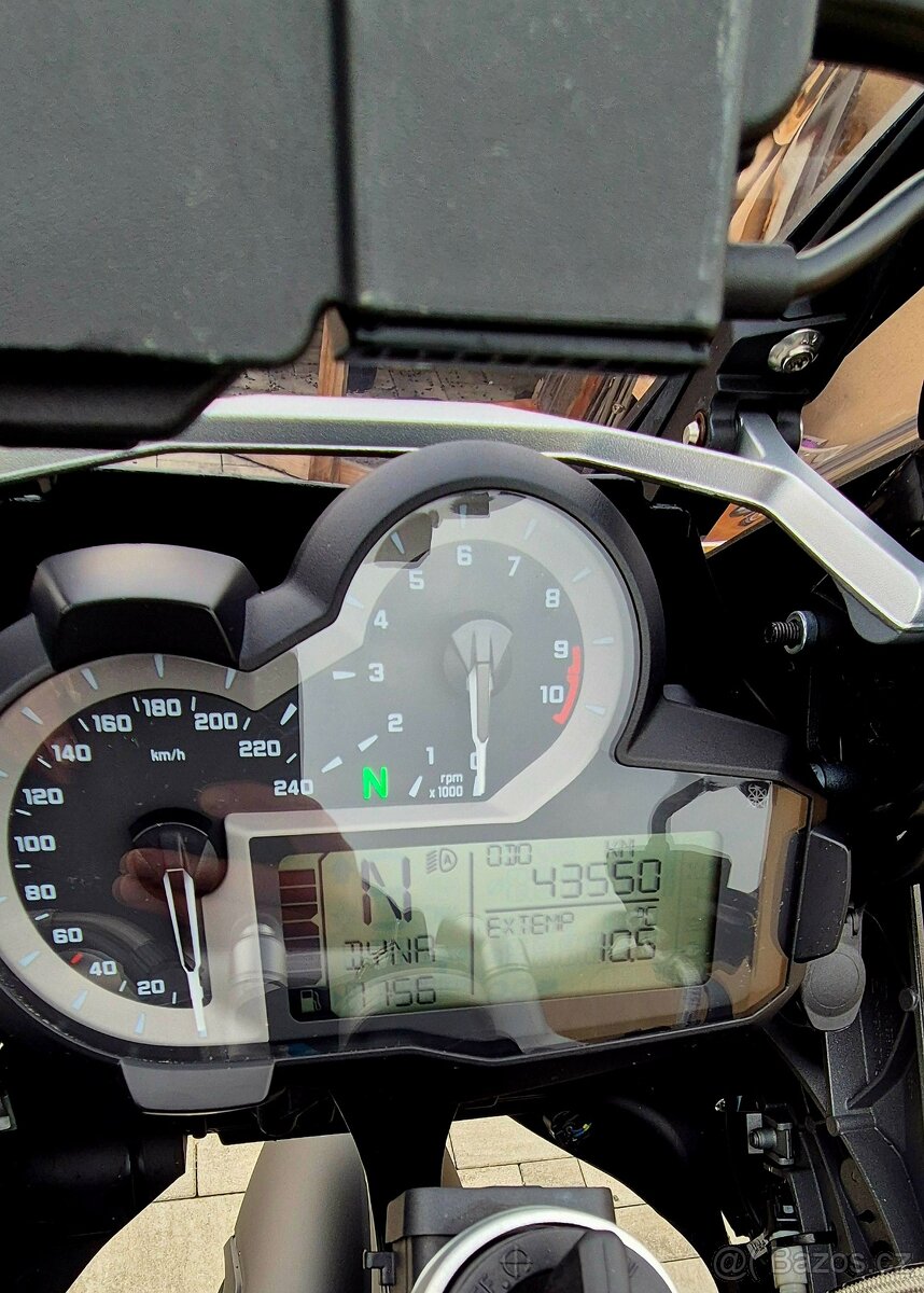 BMW R1200 GS LC zakoupeno v ČR. Top stav