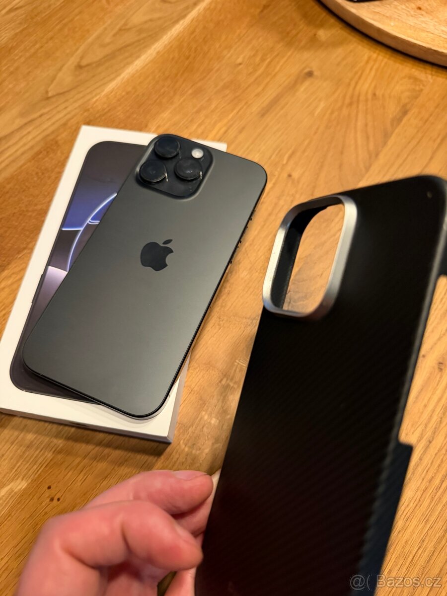 IPhone 16 Pro Max 256gb, black titan. Kapacita baterie 95% - 5