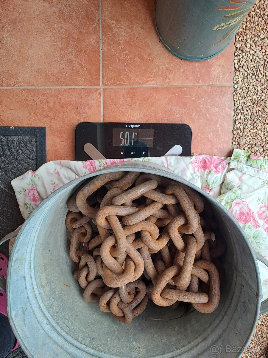 Starožitný masivní kovaný řetěz s háky - 5