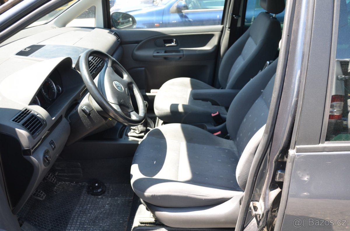 Volkswagen Sharan 2.0TDI, BRT, 2009 - náhr. díly - 5