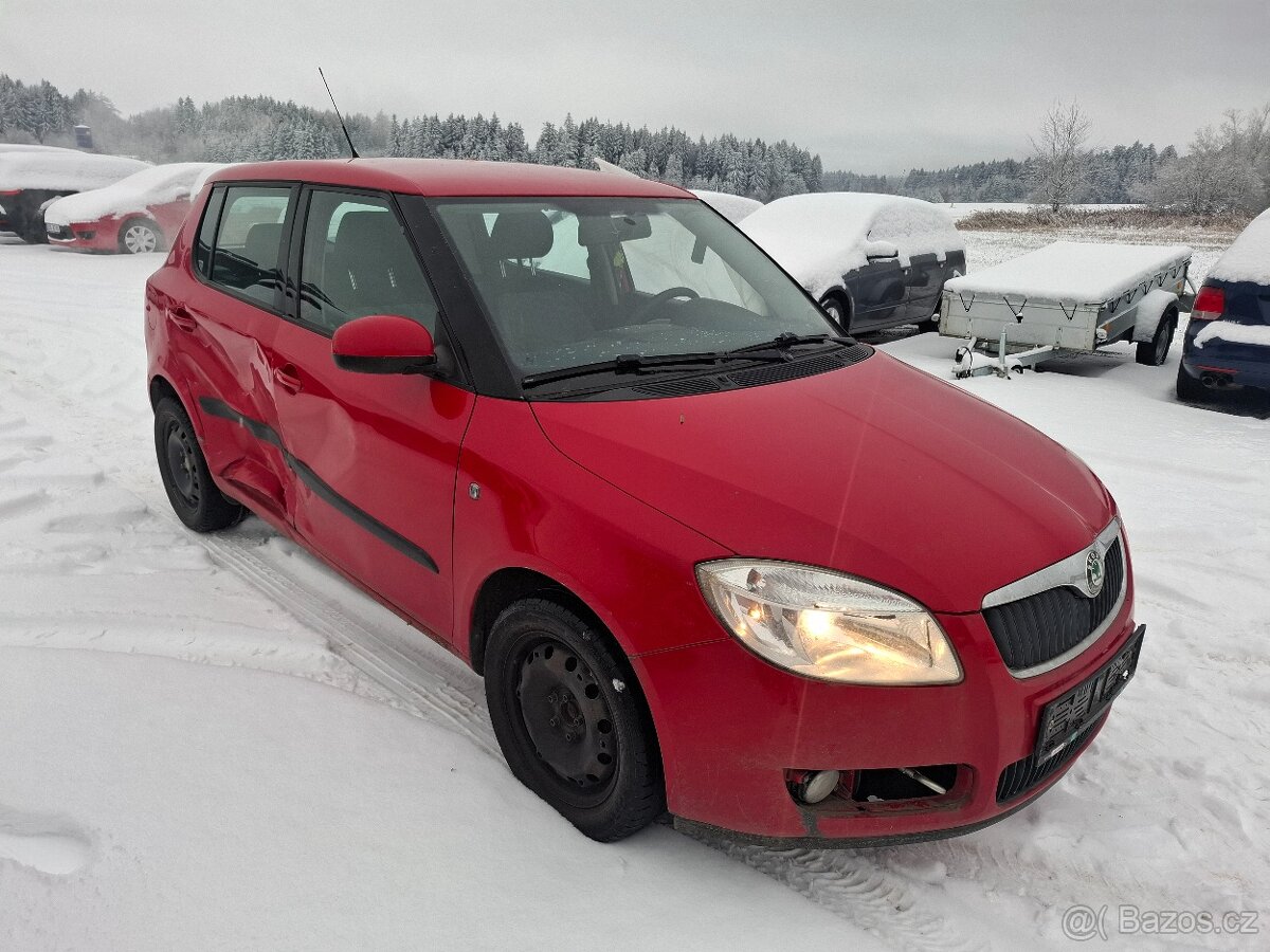 Prodám na náhradní díly ŠKODA FABIA II 1.2HTP 44KW CHFA - 5