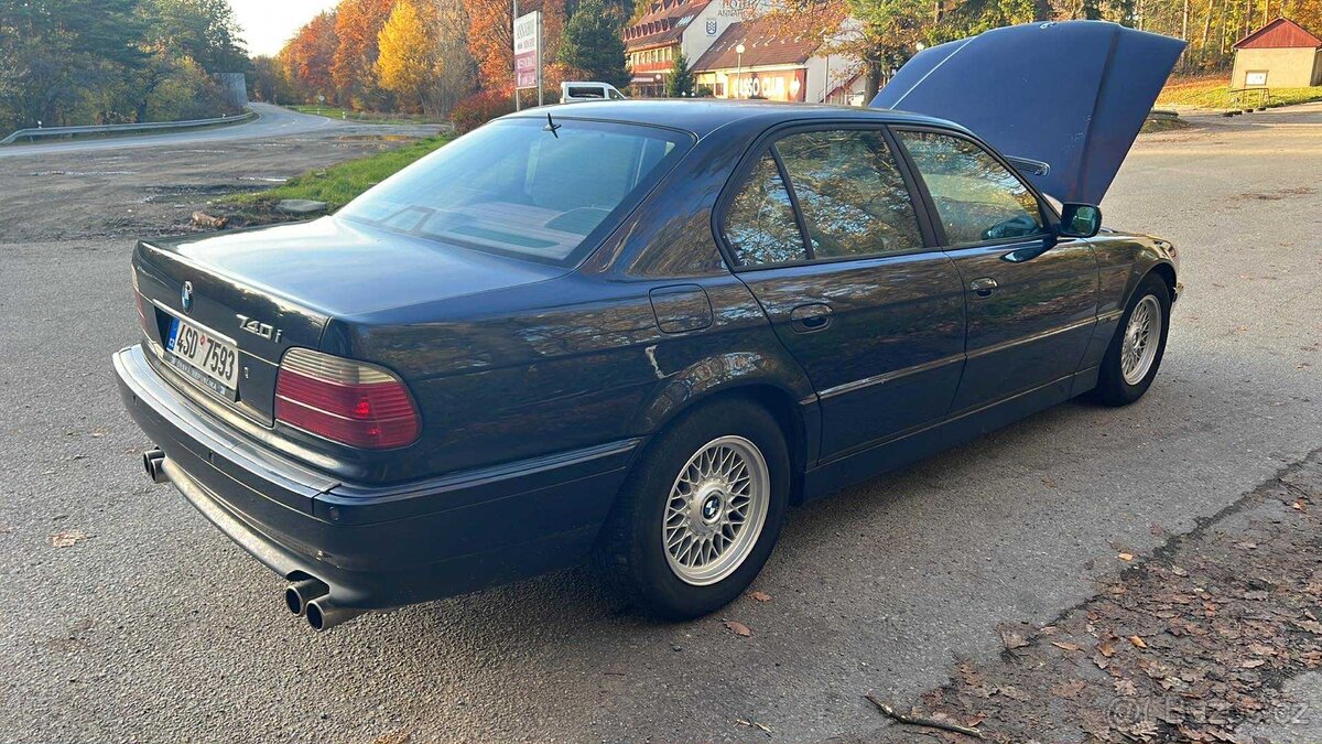 BMW e38 740i - 5
