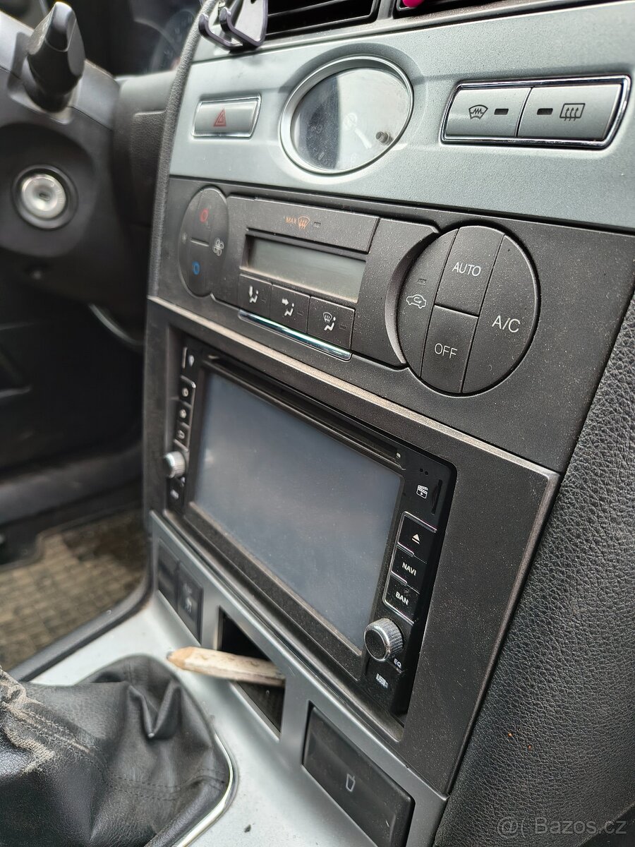 Ford Mondeo 1.8i 92kw MK3 - 5