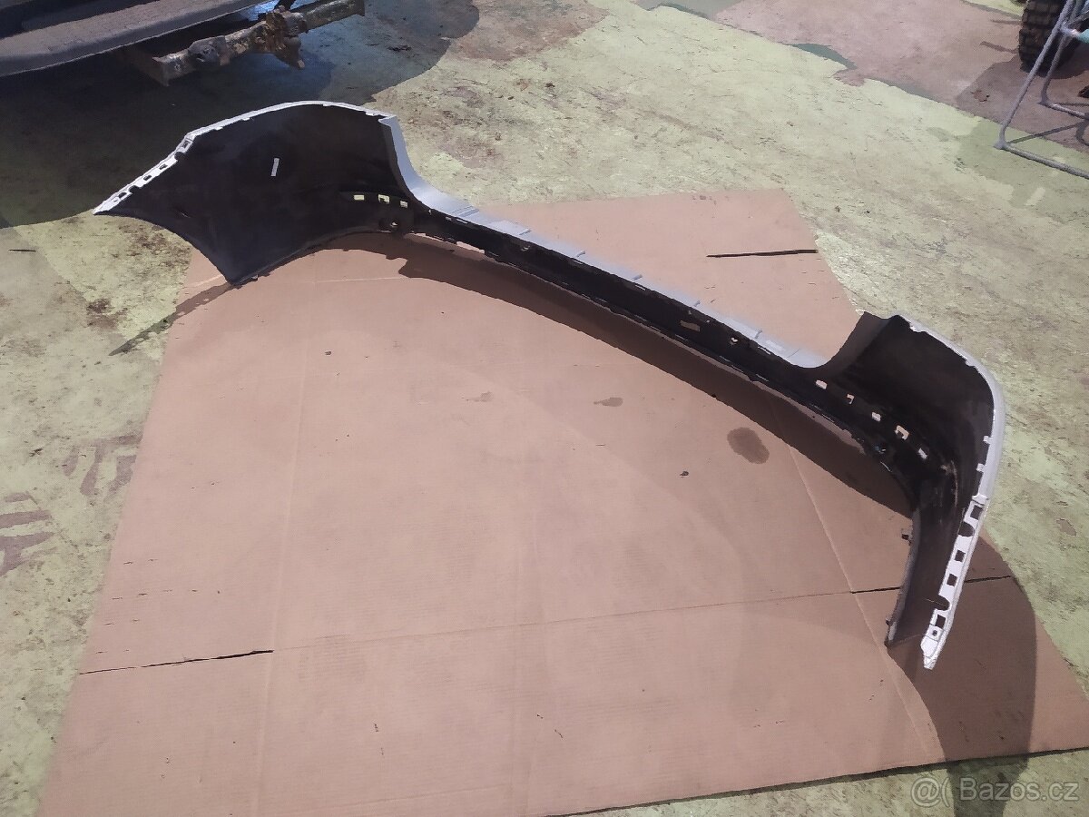 Zadní nárazník Mercedes Benz ML W166 - 5