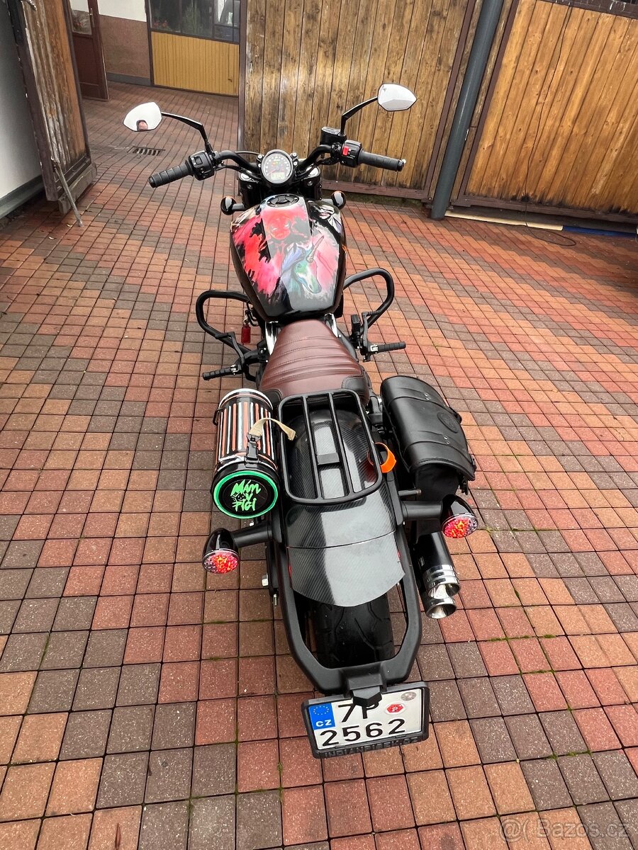 Indian scout bobber - 5