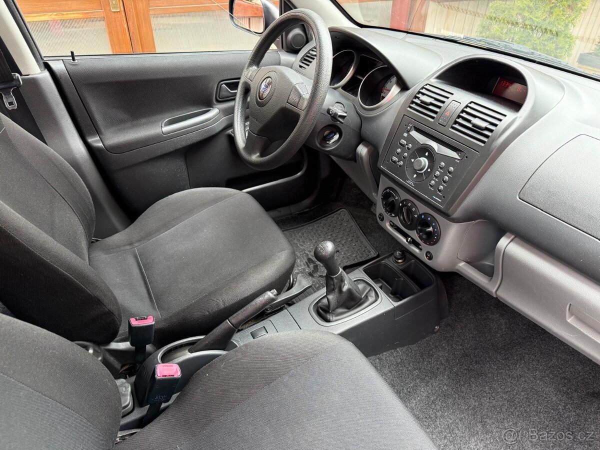 Subaru Justy 1,3i 4x4 - 5