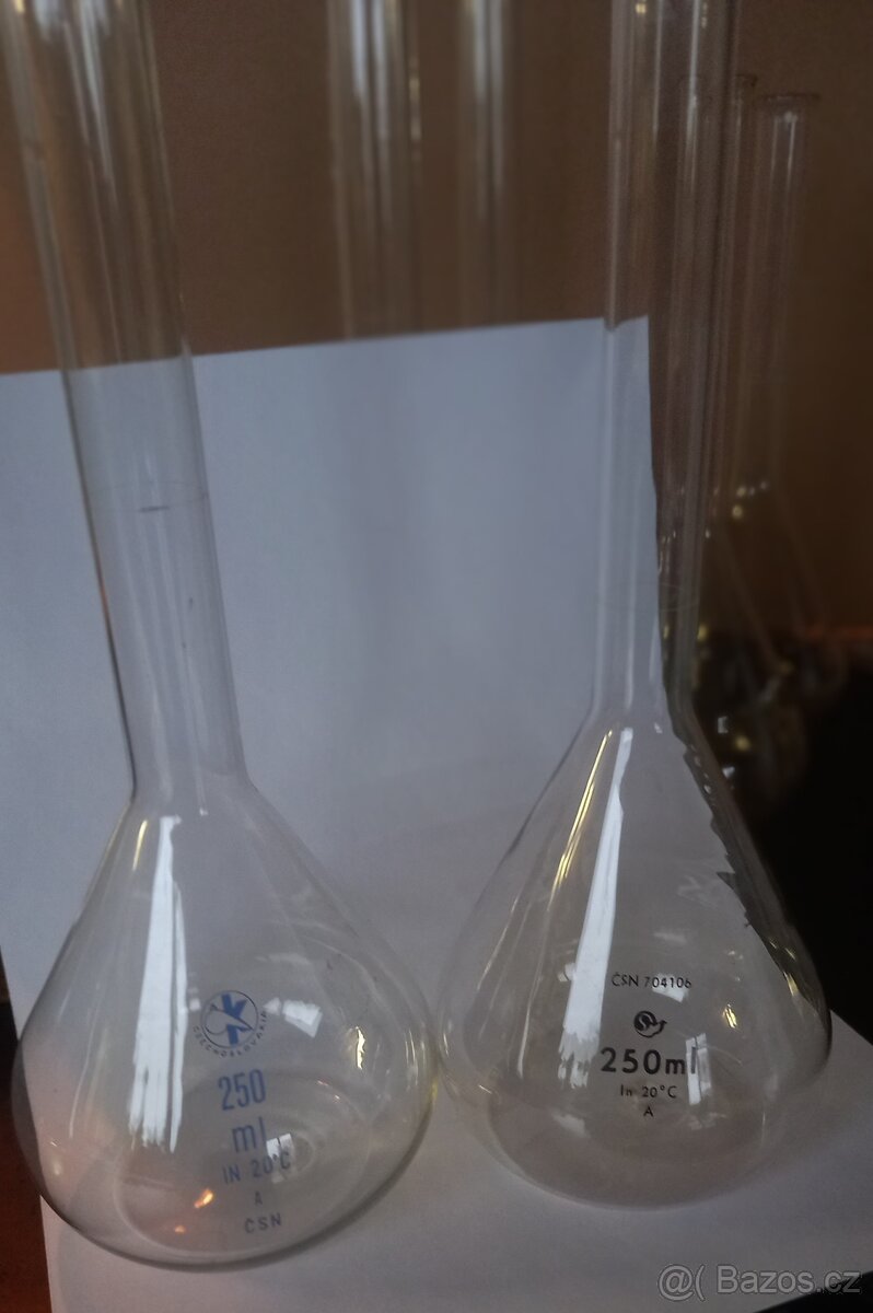 Odměrná baňka bez uzávěru - 5