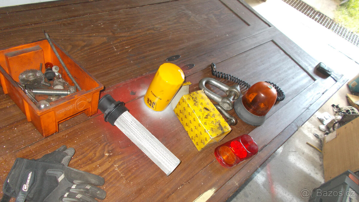 zbxtky z JCB 3 CX - 5