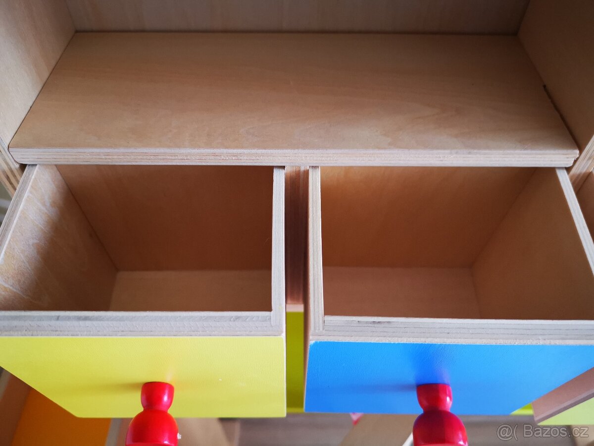 Small Foot Dřevěný prodejní stánek zeleno-červený se střecho - 5