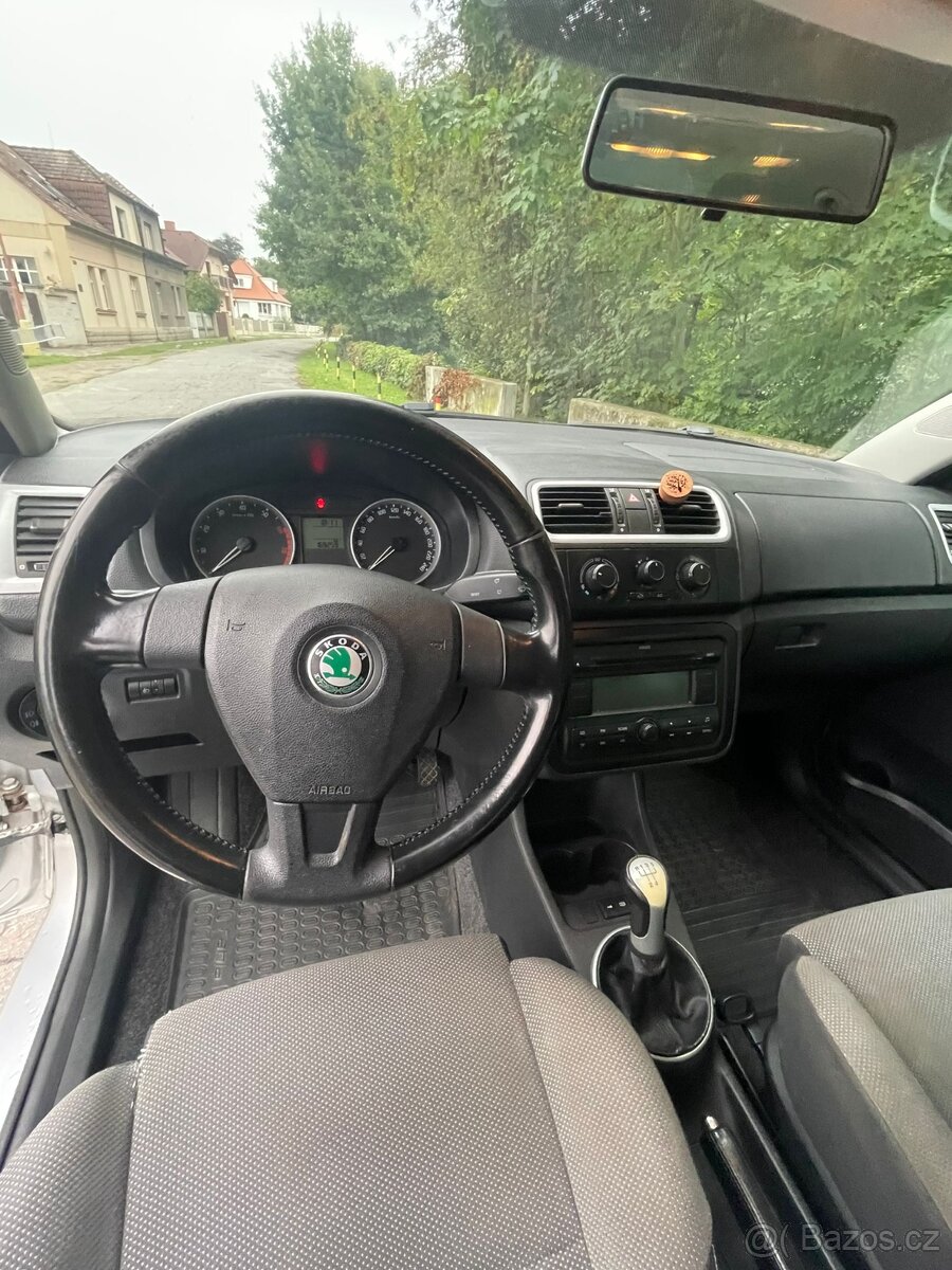 Škoda fabia 2 - 5