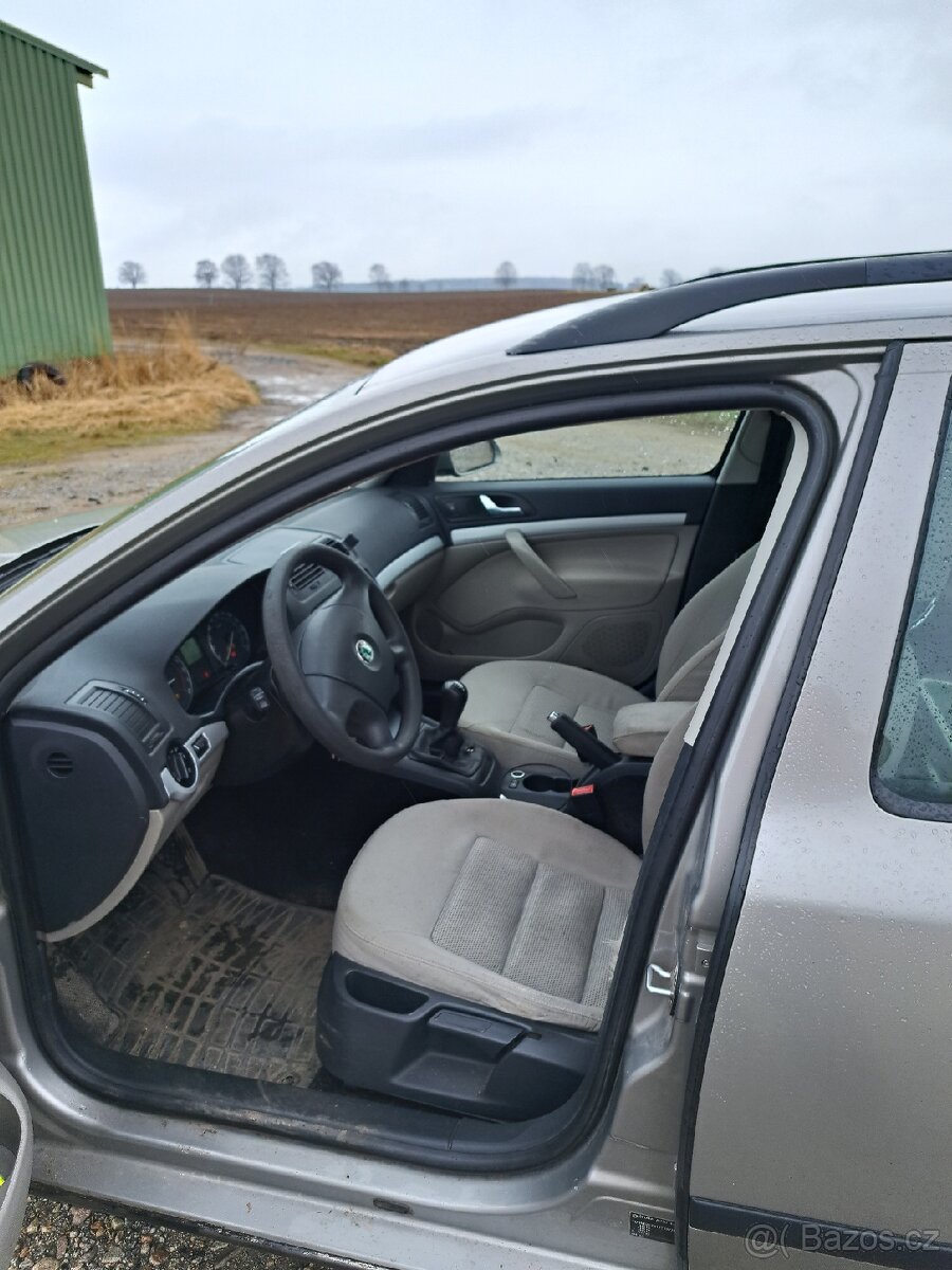 Škoda Octavia II 1.9 TDI 77kw - 5