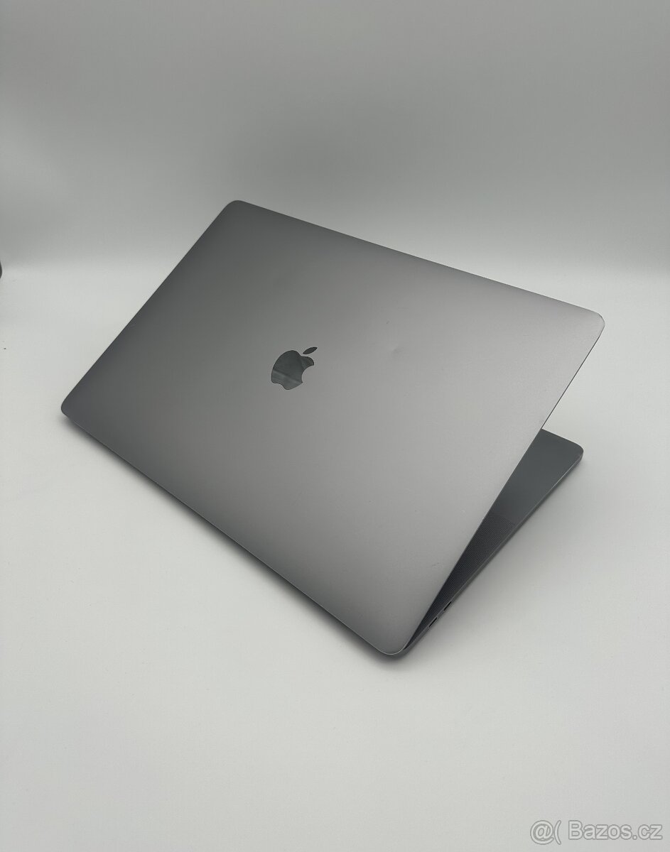 MacBook Pro 15" 2019 Space Gray (100% Batérie) + ZÁRUKA - 5