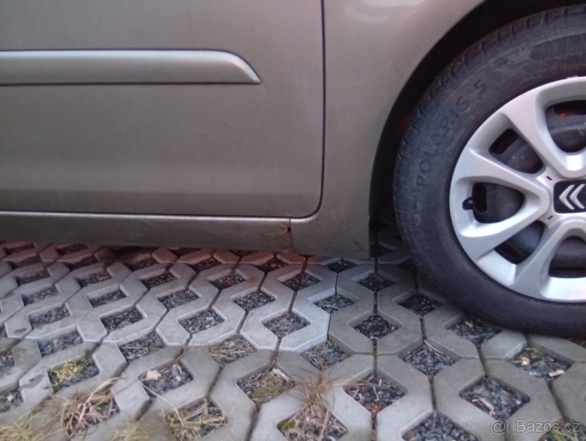 Citroen C4 Picasso 7mist - 5