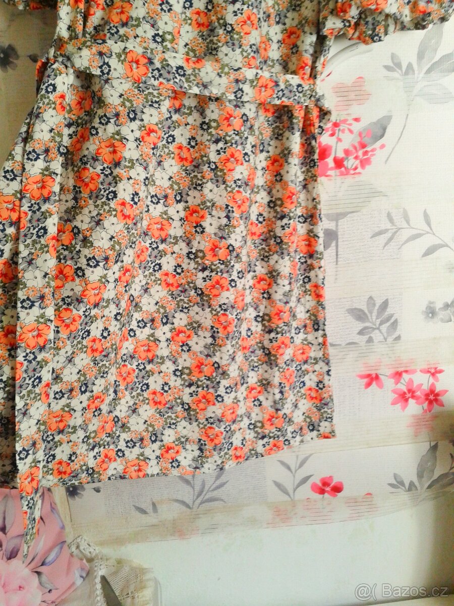 Slušivé bavlněné šaty s páskem 42 - 5